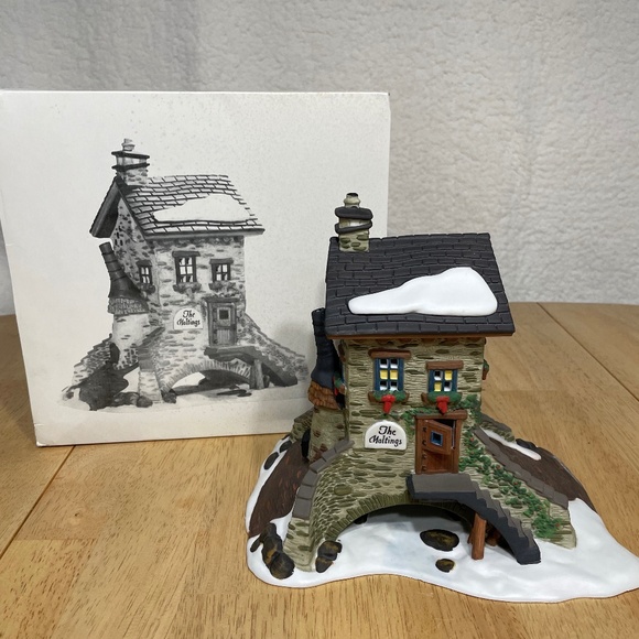 Department 56 Heritage Village Collection Dicken’s Village Series “The Maltings” - Picture 9 of 10